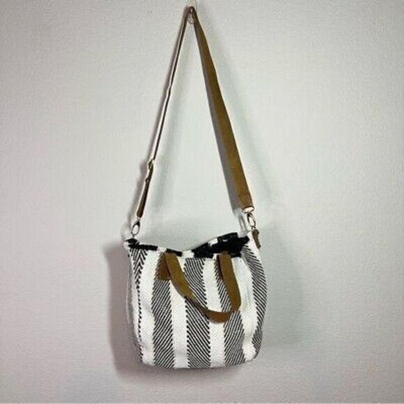 White and black shoulder bag leather strap - Picture 1 of 3